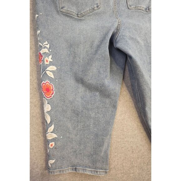 Lane Bryant Women's Capri Embroidered Jeans Size 20 - Picture 8 of 9